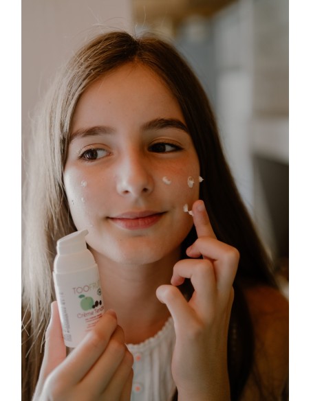 Toofruit - Orgaaniline kerge näokreem lastele õuna ja põldmarjaga normaalsele ja rasusele nahale, 30 ml