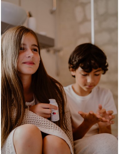 Toofruit - Tugevalt niisutav ja kaitsev näokreem banaani ja viigimarjade ekstraktiga kuivale nahale 30 ml