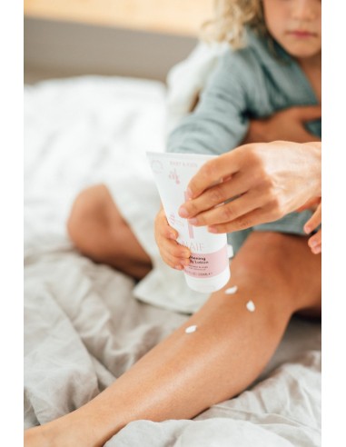 NAÏF - Pehmendav kehapiim puuvillaseemne õliga 200ml