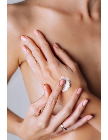 Be More - Näokoorija aprikoosikivipulbriga 50ml